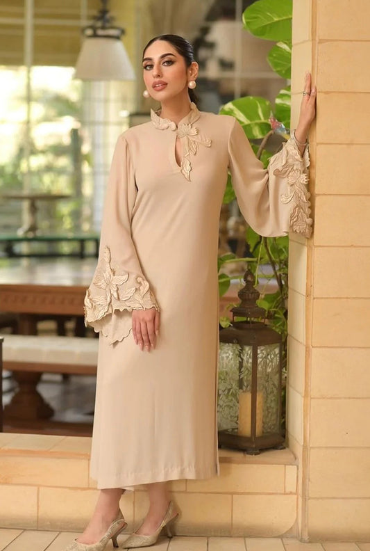 Dreamy Beige